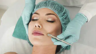 Konya'da estetik rüzgarı: "Yaşlanmadan gençleşmek istiyorlar"