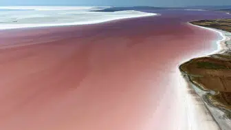 Tuz Gölü'nde doğanın mucizesi! Pembe görüntü hayran bıraktı
