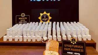 Sokak satıcılarına baskın! Konya'da 18 tutuklama