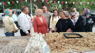 Konya’da 12.Kiraz Festivali tüm hızıyla sürüyor