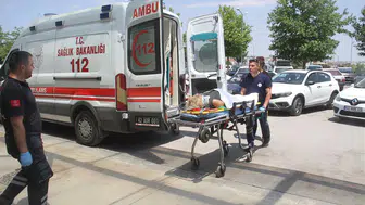 Konya'da şarampole savrulan otomobilde can pazarı