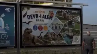 Konyalı vatandaş bilborda bakışıyla gündem oldu! Belediye hemen harekete geçti