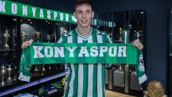 Konyaspor'da Macar futbolcudan 4 yıllık imza!