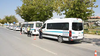 Konya’da minibüs ve otobüslere sıkı kontrol! Ekipler sahaya çıktı