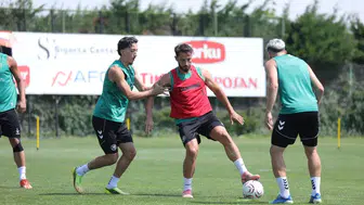 Konyaspor, Rizespor maçına 3 puan parolası ile hazırlanıyor