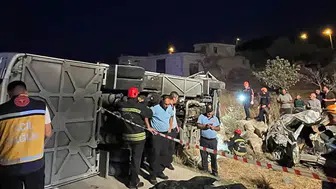 Kaza değil katliam yaşandı! 7 ölü, 13 yaralı