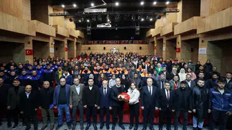 Belediyede kadro sevinci! 233 işçi kadrolu oldu