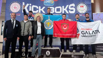 Selçuk Üniversitesi kick boksta Türkiye’ye damga vurdu