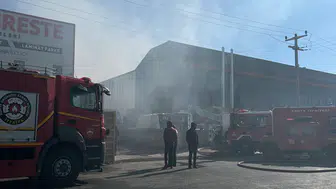 Konya'da korku dolu anlar! Depo yangını paniğe neden oldu