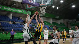 Konya Büyükşehir güle oynaya yarı finalde