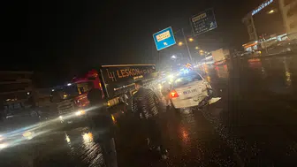 Konya’da tır otomobile çarptı: 2 yaralı