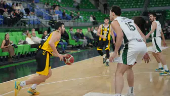 Konya Büyükşehir, kupada final için parkede