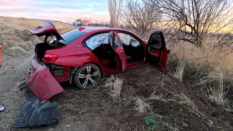 Aksaray'da kontrolden çıkan otomobil şarampole düştü: 3 yaralı