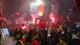 Konya’da yılbaşı gecesi coşkusu sokaklara taştı