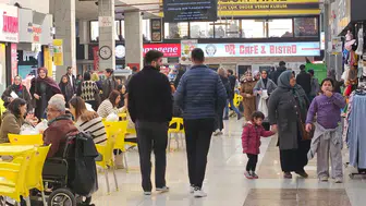 Selçuk Üniversitesi Gökkuşağı AVM esnafı dertli: "Yıkmak son çözüm olmalı"