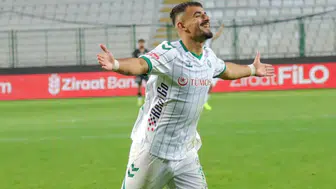 Konyaspor'da Kramer'in dönüşü sonrası forvette ayrılık yaşanıyor