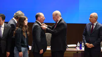 Konya’da AK Parti’ye geçen Başkan Aydın ilk toplantıya katıldı