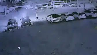 6 aracı ateşe verdi! Galerideki araçlar ateşe verildi