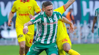 Konyasporlu Melih’ten İlhan Palut mesajı!