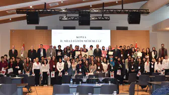 Konya’da gençler İstiklâl Marşı için yarıştı: Meram Fen Lisesi birinci!