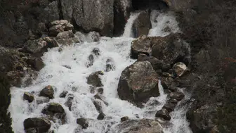 Konya'daki şelale, kış yağışlarıyla yeniden canlandı!