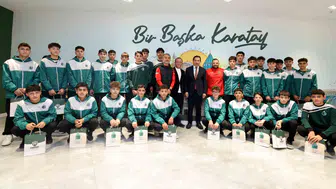 Karatay Belediyespor, Konya’yı çifte şampiyonlukla gururlandırdı