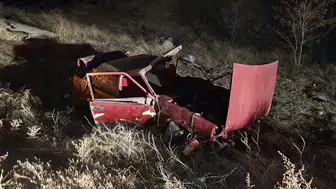 Konya'da direksiyon hâkimiyetini kaybeden sürücü araziye uçtu