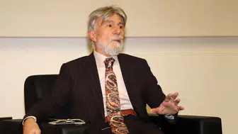 Prof. Dr. Öke, Konya'da konuştu! "Türkler dünyayı sırtında taşıyor"