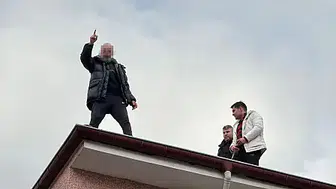 Konya’da intihar edecek kişiyi Emniyet Müdürü kurtardı