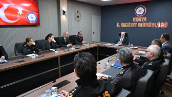 Konya Emniyetinde duygusal veda! 34 yıllık hizmet sona erdi