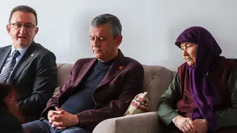 CHP Genel Başkanı Özgür Özel Konya’da! O aileyi ziyaret etti