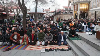 Konya’da bayram namazında camiler doldu