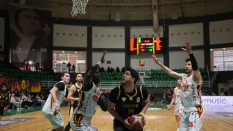 Konya Büyükşehir, İzmir'de mağlup