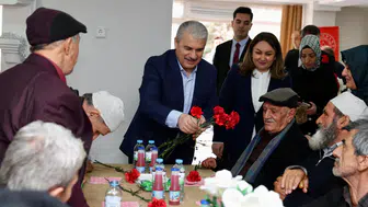 Konya Valisi Akın ve eşinden bayramda büyük jest!