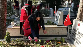Konya'da bakanlık harekete geçti: Şehit kabirlerinde temizlik seferberliği!