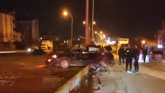 Konya’da trafik kazası! Tır ile otomobil çarpıştı