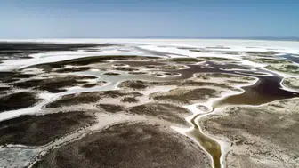 Konya’dan uzman isim açıkladı: Tuz Gölü fayı hareket ediyor