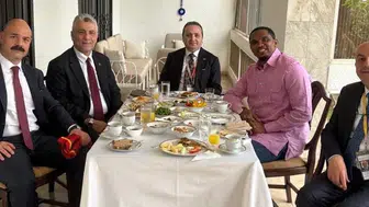 Konyalı Bakan ile Konyaspor'un eski yıldızı buluştu