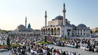 Konya ve ilçelerde bayram namazı saat kaçta kılınacak? İşte detaylar…