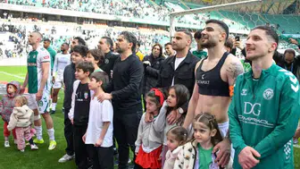 Konyaspor taraftarı, takımı çağırdı Antalyaspor maçında da galibiyet istedi