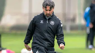 Konyaspor'da İlhan Palut'tan ciddiyet uyarısı!