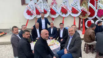 Bakan Yardımcısı Konya’nın meşhur pilavına kaşık salladı