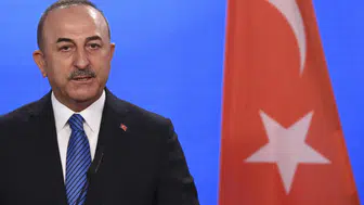 Eski Bakan Mevlüt Çavuşoğlu en yakınını kaynetti