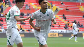 Konyasporlu genç forvet, kariyerinin ilk Süper Lig golünü attı