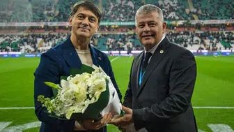 Konyaspor’dan o isme Fenerbahçe maçında hoşgeldin çiçeği