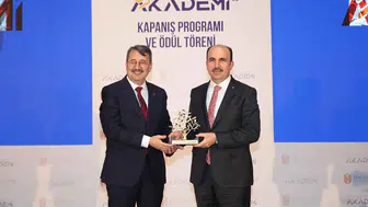 Konya Büyükşehir Belediye Başkanı Altay’a ödül! "Konyalılar adına teşekkür ediyorum"