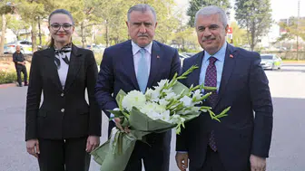 Gençlik ve Spor Bakanı Bak Konya'da! Protokolle görüştü