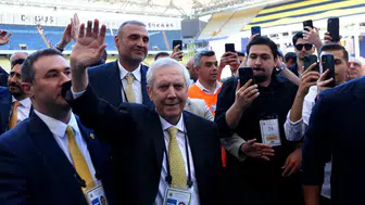 Fenerbahçe'de yeniden Aziz Yıldırım dönemi