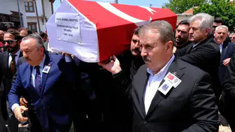 Mustafa Destici’nin acı günü! Tabuta omuz verdi