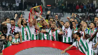 Konyaspor'dan yeni uygulama! İlk kutlama Vukovic'e yapıldı